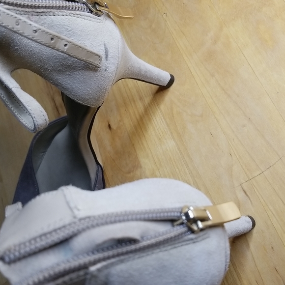 Suede pointed toe ankle strap 8 - Picture 11 of 14